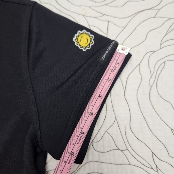 [M] Cora's Server Shirt - Picture 8 of 8